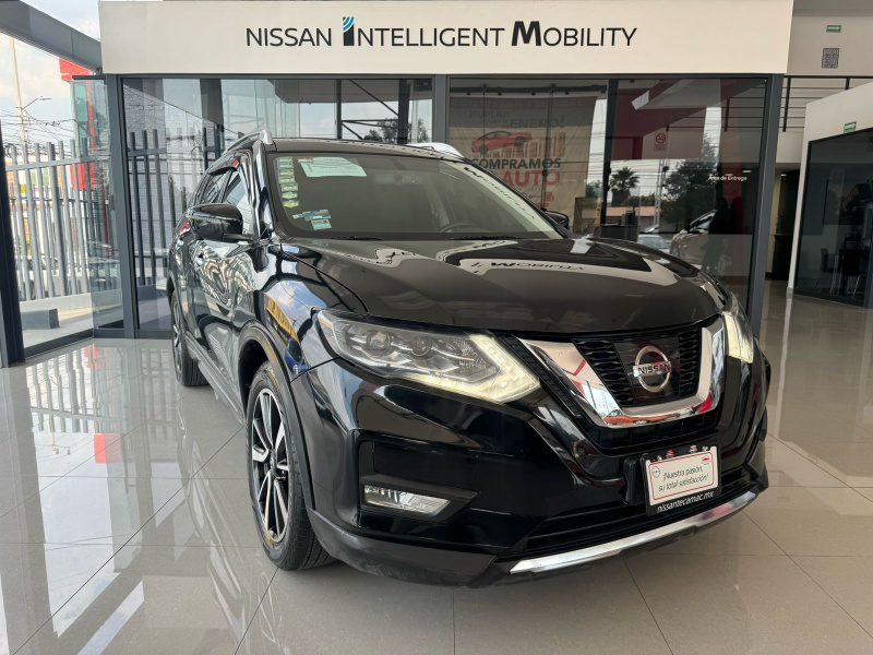 Nissan X-Trail  5 pts. Exclusive, CVT, piel, CD, QC, GPS, 5 pas., RA-18 (cambio de línea) 2018